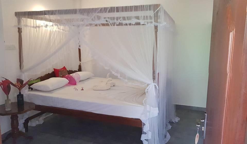 Damith Guest House Унаватуна Экстерьер фото