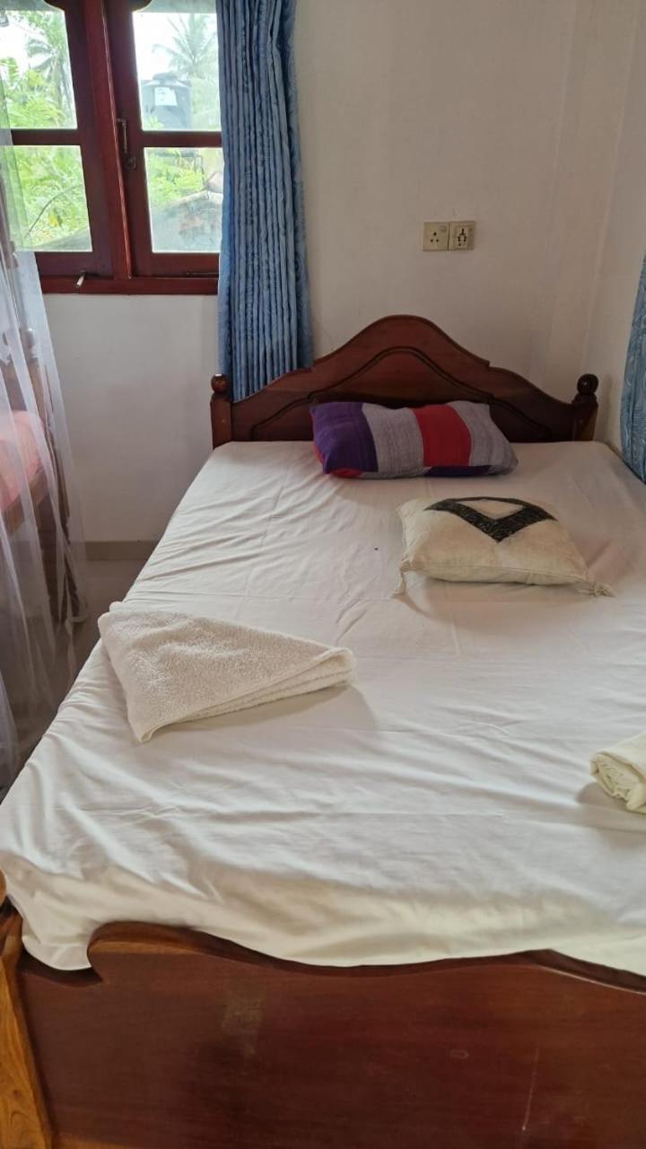 Damith Guest House Унаватуна Экстерьер фото